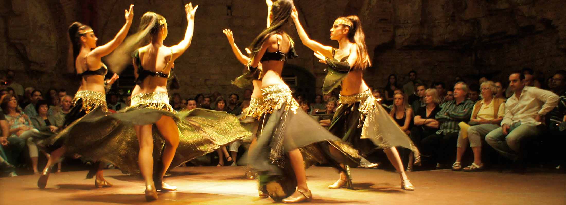 istanbul-turkish-dance-show-modern-folklore